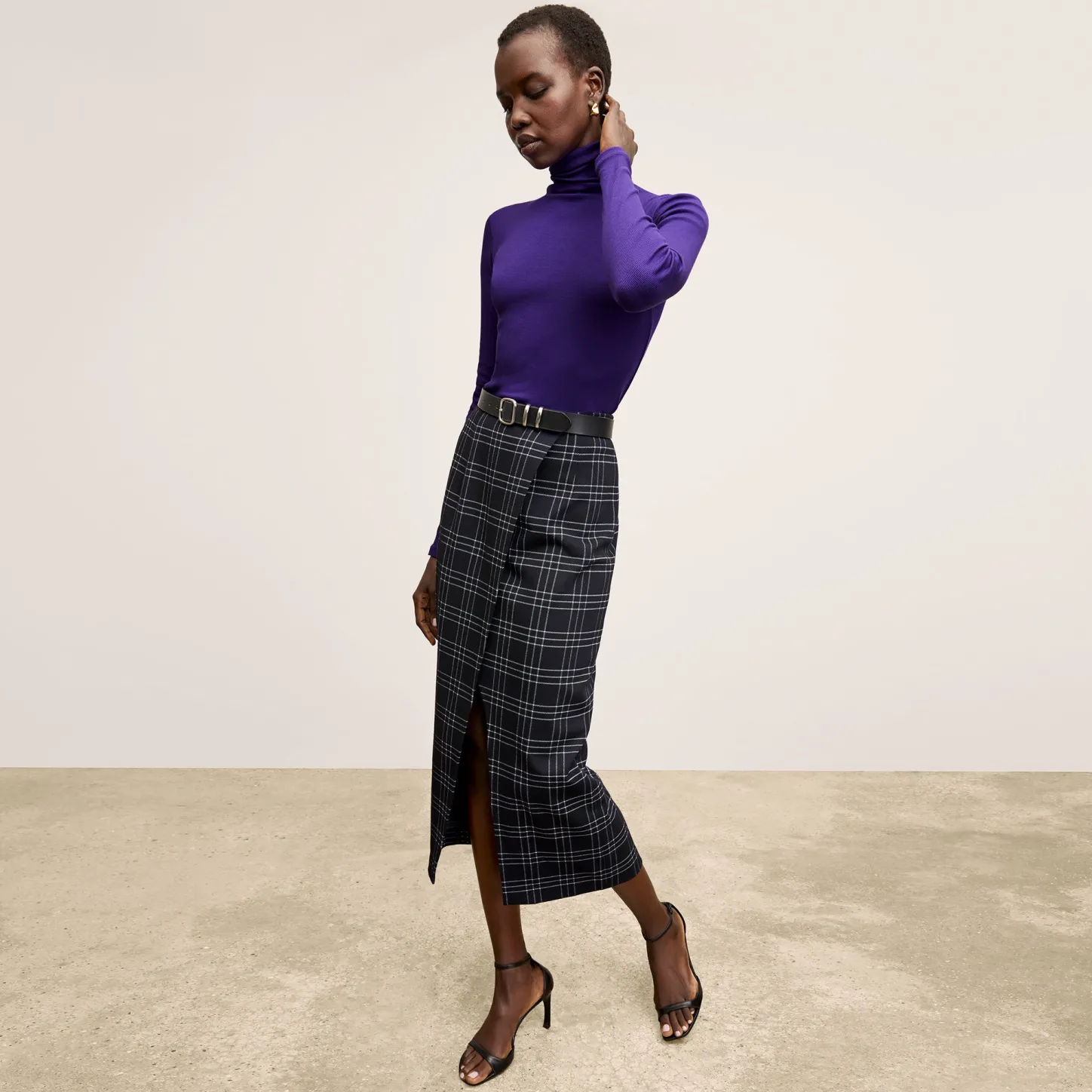 M.M.LaFleur T-Shirts|The Axam Turtleneck - Ribbed Pima Cotton