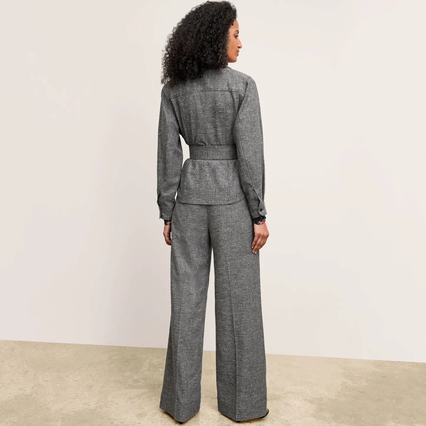 M.M.LaFleur Suiting|The Bia Pleated Trouser - Crosshatch Suiting