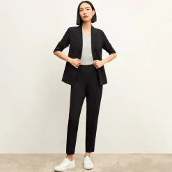 M.M.LaFleur T-Shirts|The Moreland Travel Blazer - OrigamiTech