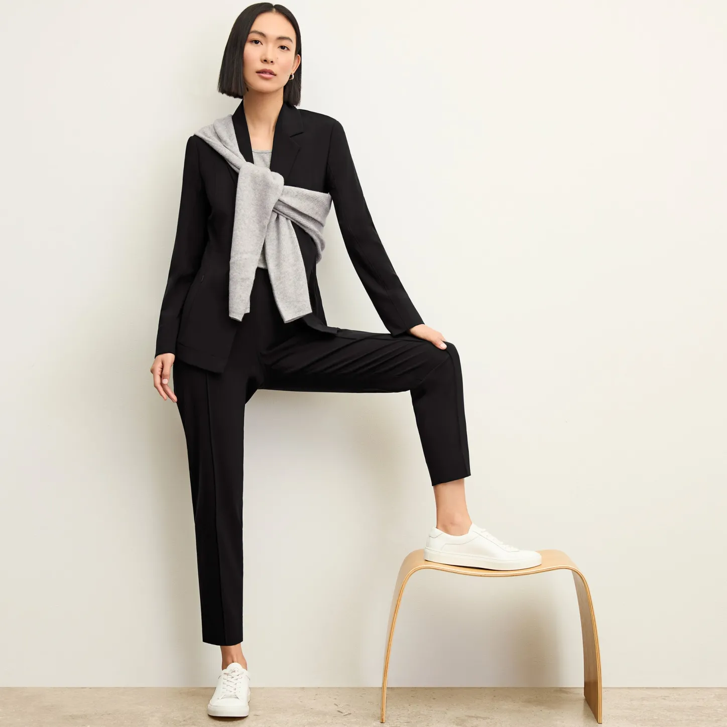 M.M.LaFleur T-Shirts|The Moreland Travel Blazer - OrigamiTech