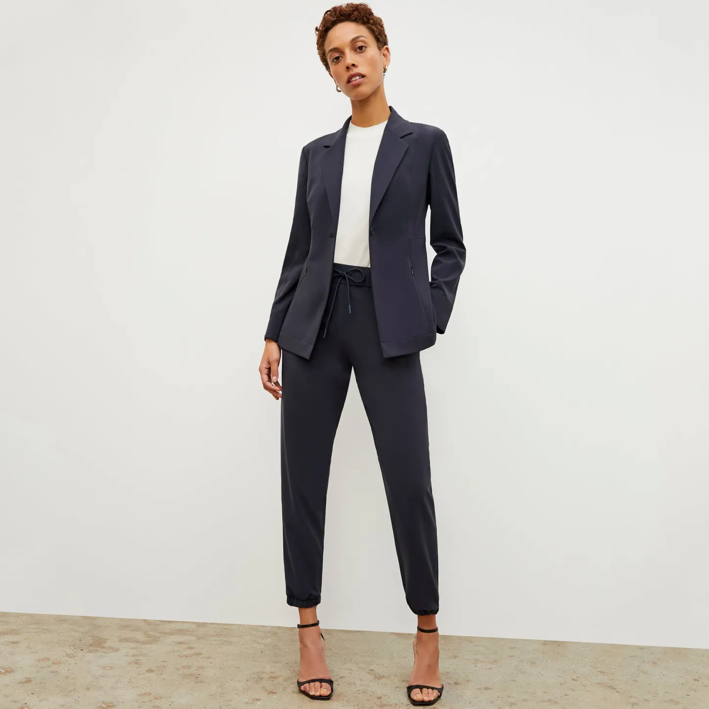 M.M.LaFleur Suiting|The Moreland Travel Blazer - OrigamiTech